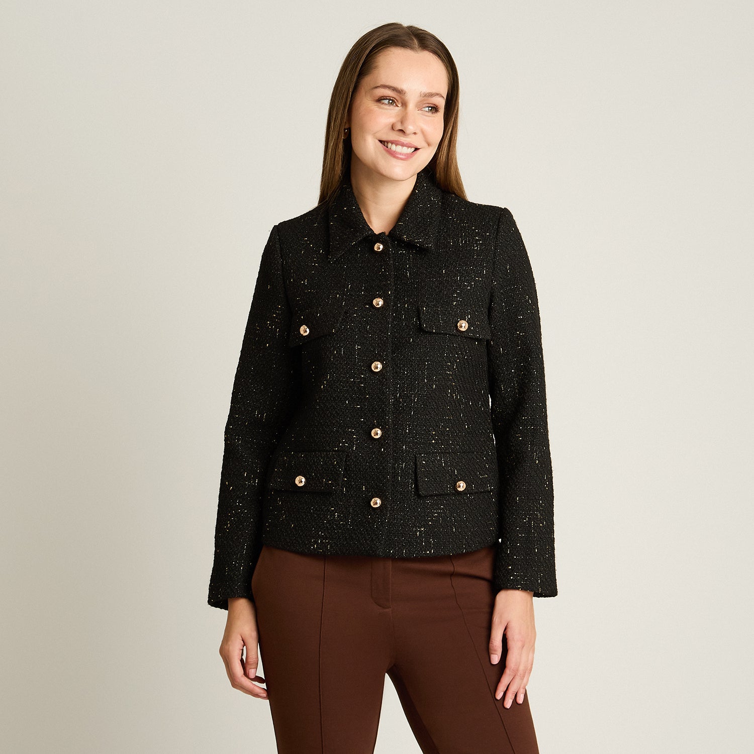 Casaca Negro Manga Larga Elasticidad Nula Con Forro Calce Normal Tela Plano